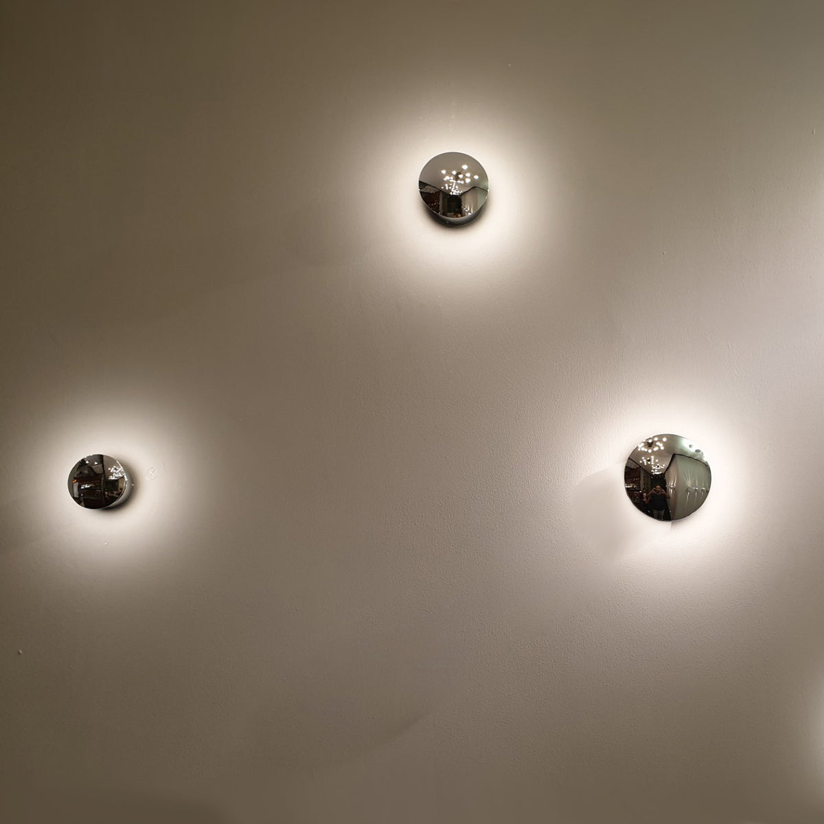 לארה LARA כיפה קיר קוטר 7.5 3W LED כרום